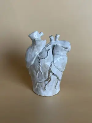 Heart sculpture LXIV by Stephanie Dyrby