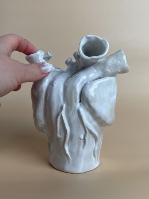 Heart sculpture by artist Stephanie Dyrby
