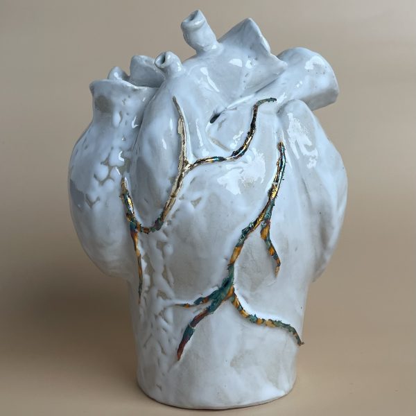 Heart sculpture by artist Stephanie Dyrby
