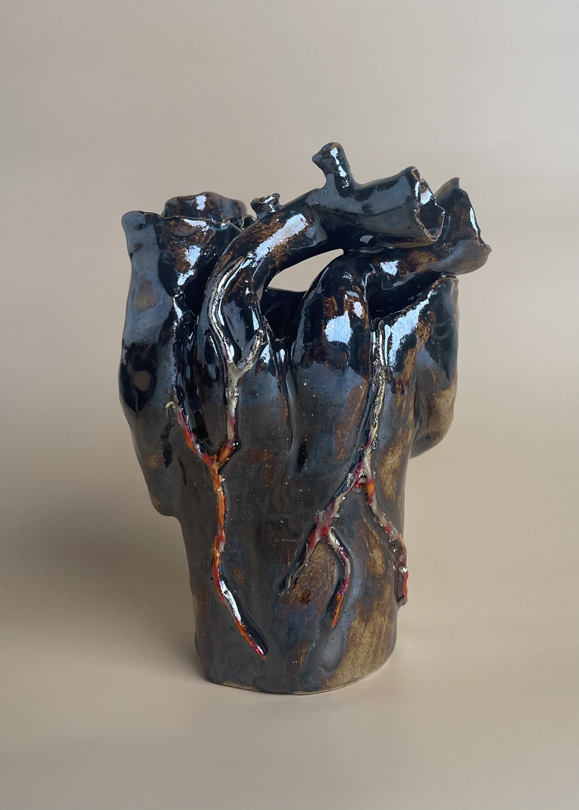Heart sculpture by artist Stephanie Dyrby