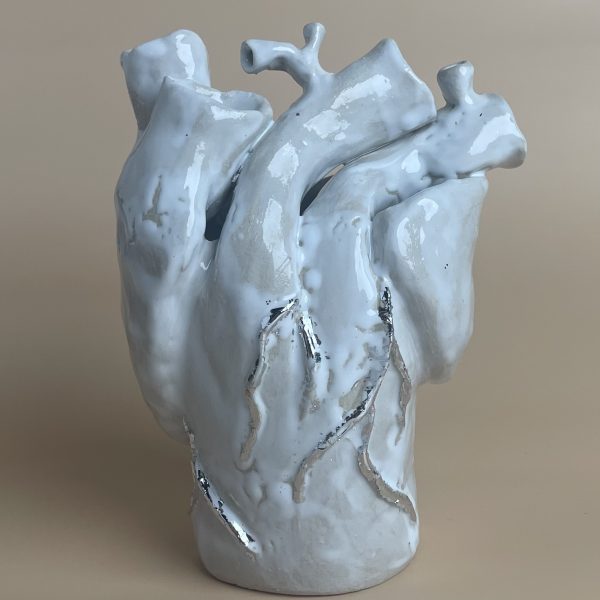 Heart sculpture by artist Stephanie Dyrby