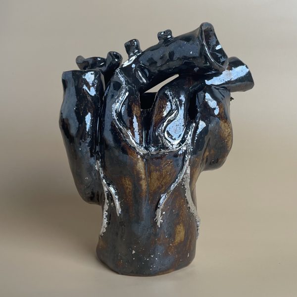 Heart sculpture by artist Stephanie Dyrby