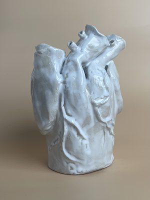 Heart sculpture by artist Stephanie Dyrby