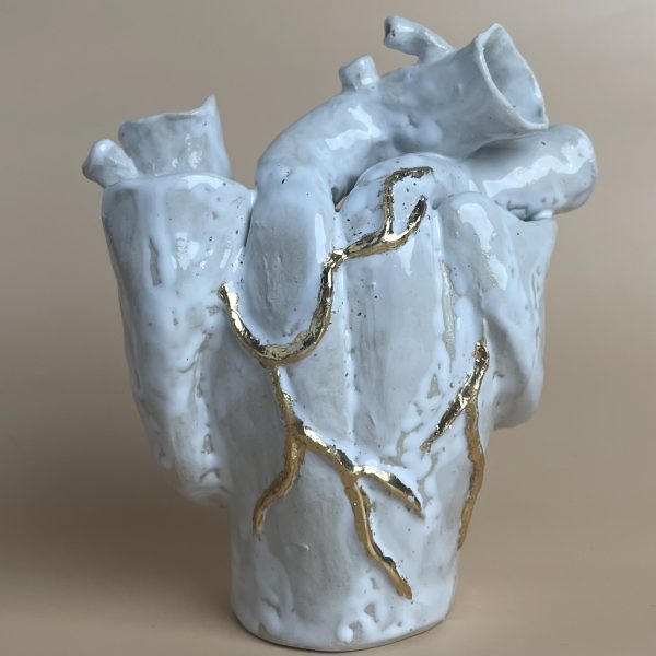 Heart sculpture by artist Stephanie Dyrby