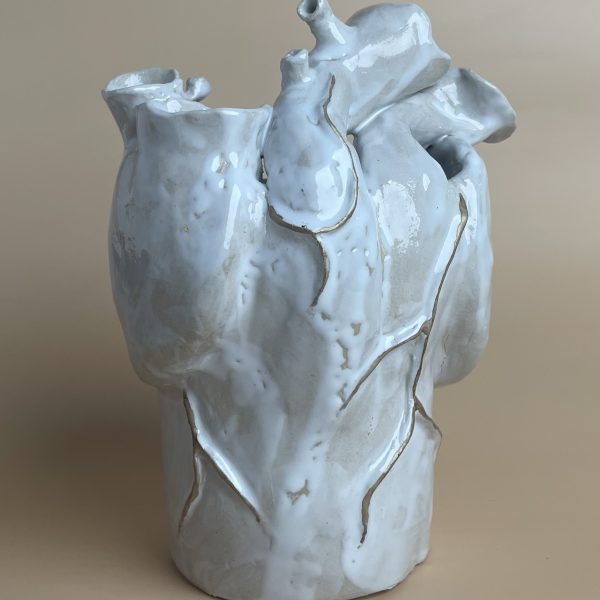 Heart sculpture by artist Stephanie Dyrby