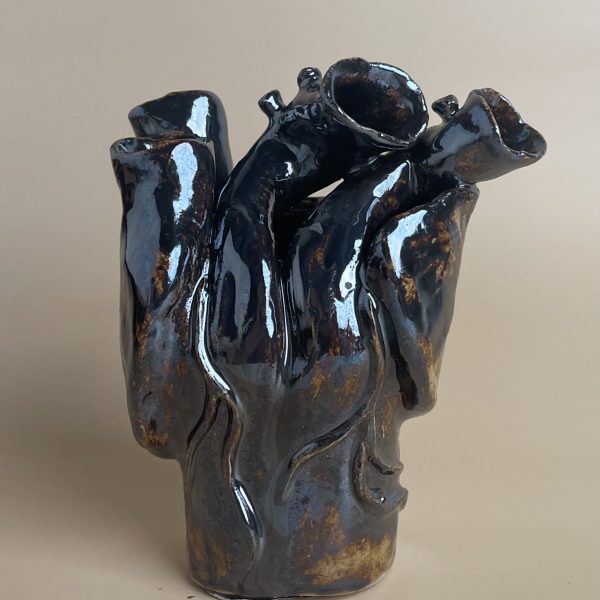 Heart sculpture by artist Stephanie Dyrby